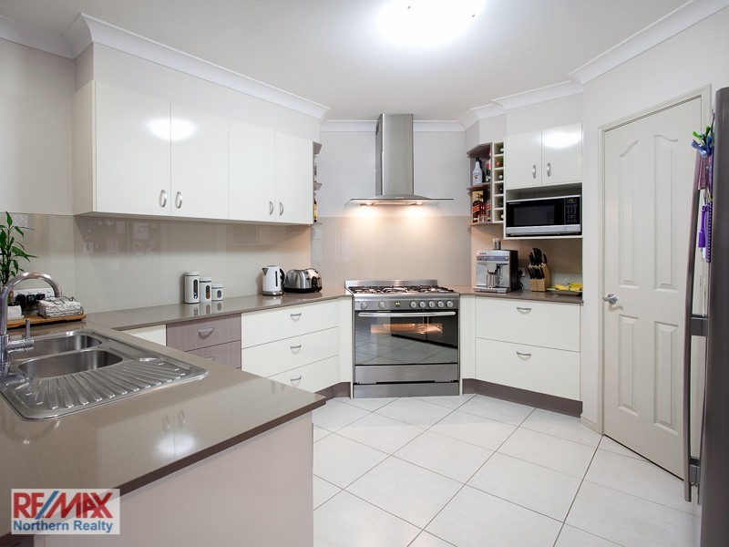 10 Wilkinson Court, Warner QLD 4500