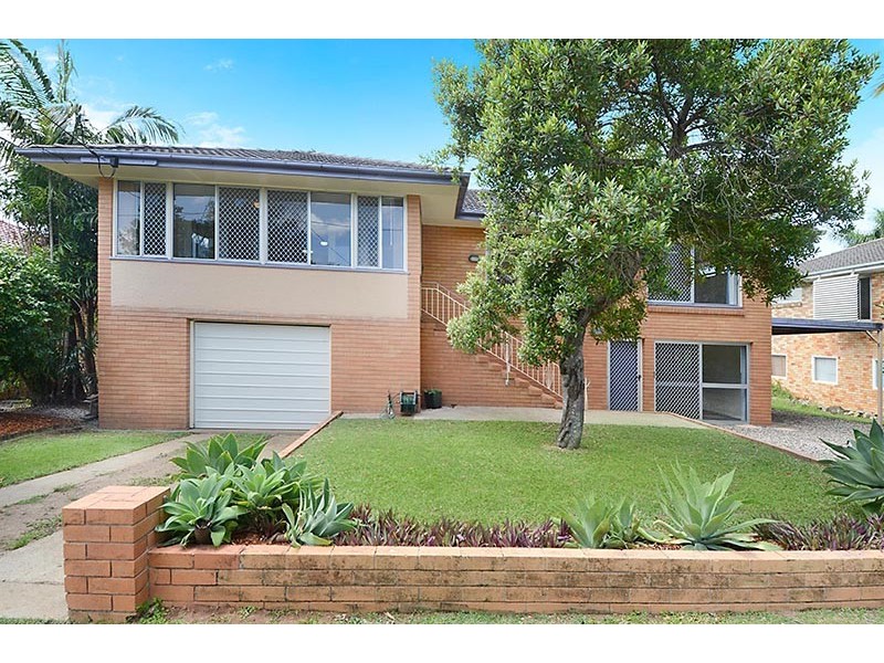 11 Mayled Street, Chermside West QLD 4032
