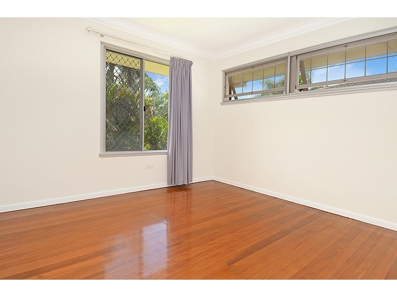 11 Mayled Street, Chermside West QLD 4032