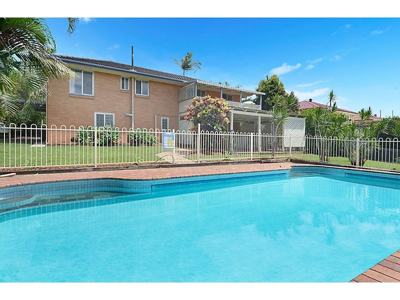 11 Mayled Street, Chermside West QLD 4032