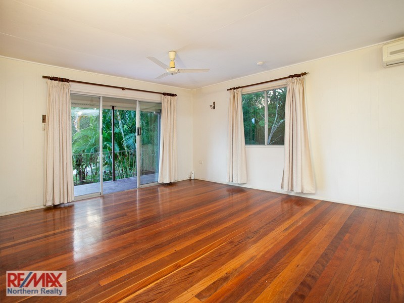 27 Bowen Avenue, Albany Creek QLD 4035
