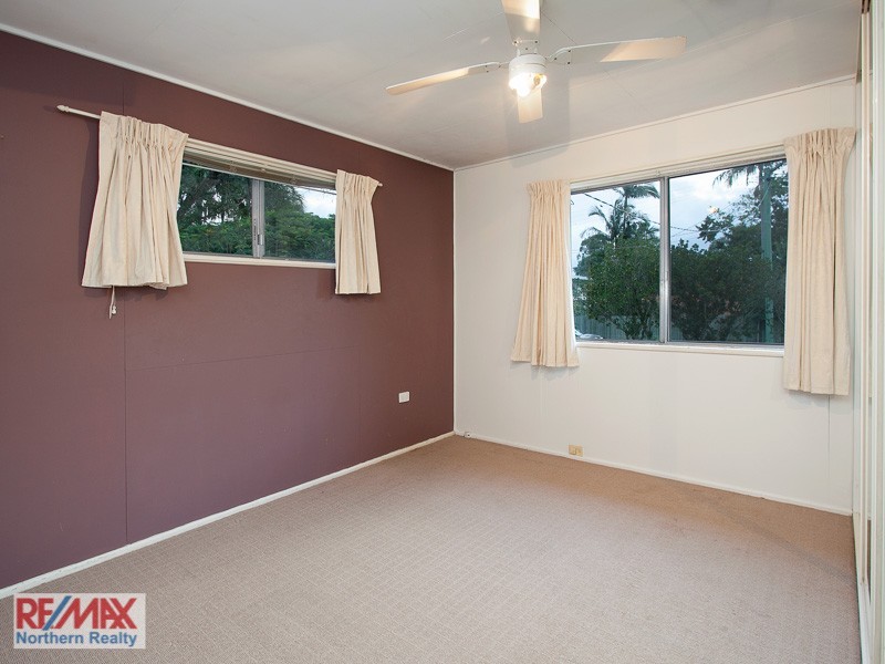 27 Bowen Avenue, Albany Creek QLD 4035