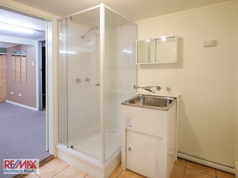 27 Bowen Avenue, Albany Creek QLD 4035