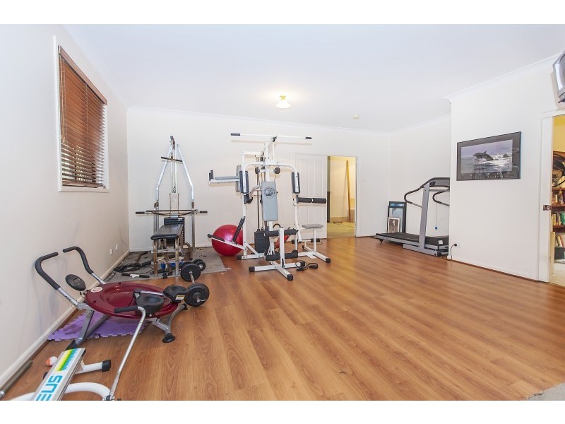 1 Dawneta Court, Warner QLD 4500