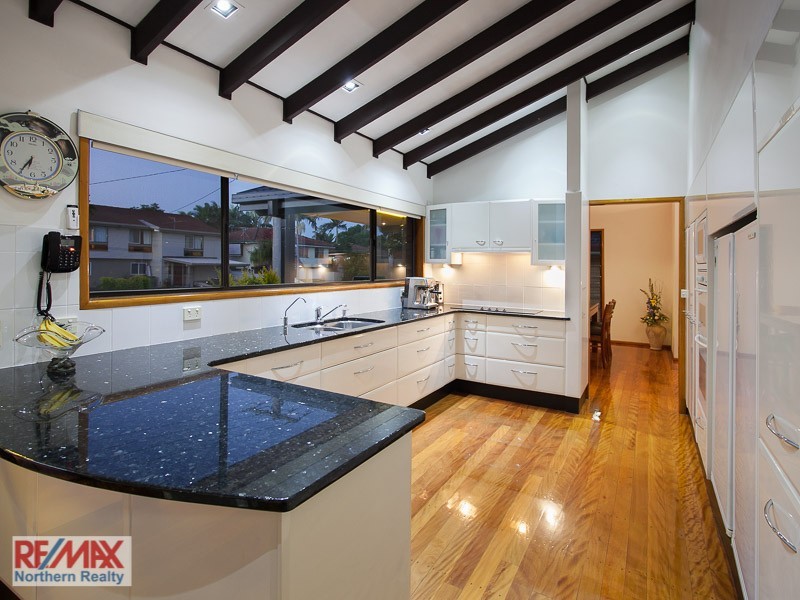 25 Chivalry Street, Bray Park QLD 4500