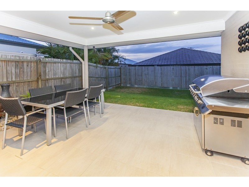 32 Ballyalla Crescent, Warner QLD 4500