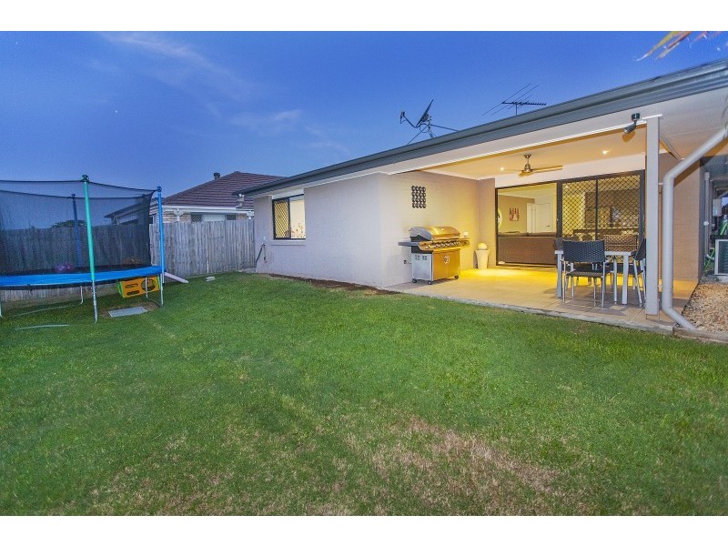 32 Ballyalla Crescent, Warner QLD 4500