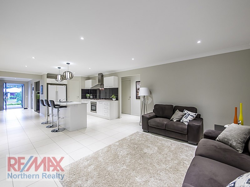 12 Emily St, Warner QLD 4500