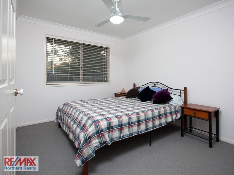 54 Marina Crt, Eatons Hill QLD 4037