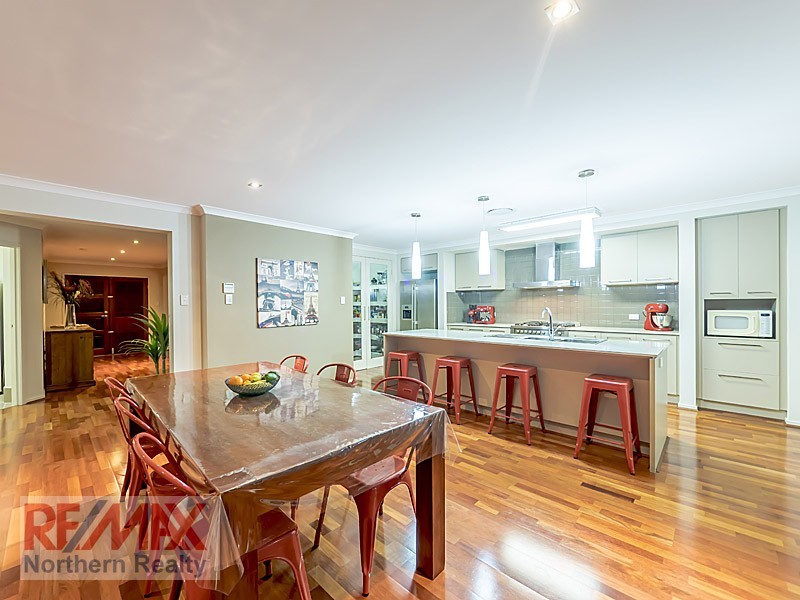 9 Silverbirch Place, Bridgeman Downs QLD 4035