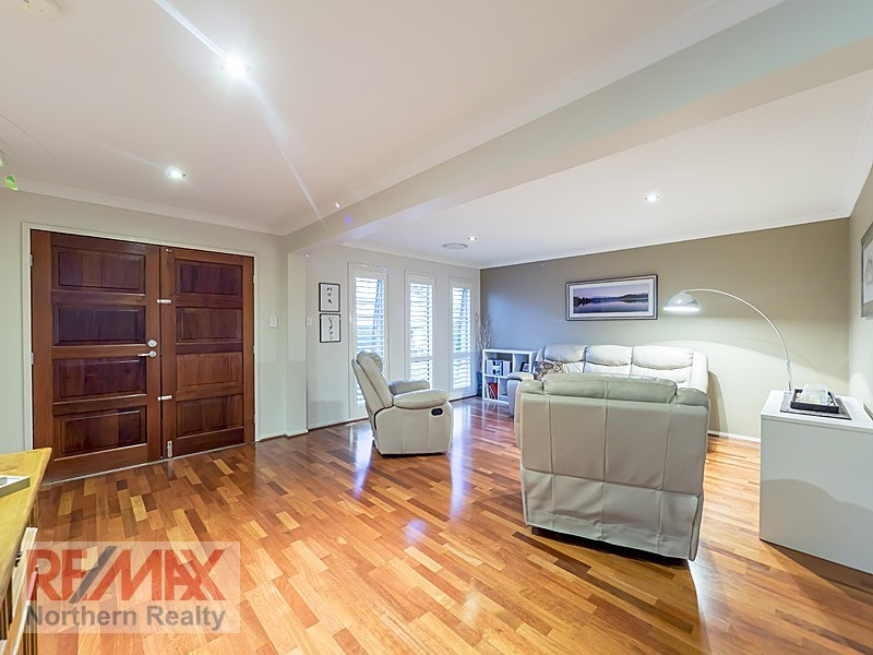 9 Silverbirch Place, Bridgeman Downs QLD 4035