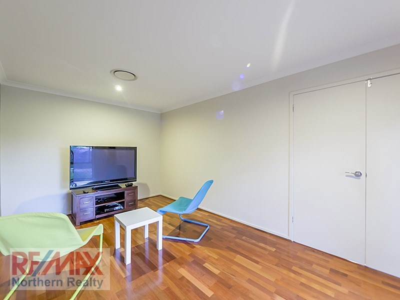 9 Silverbirch Place, Bridgeman Downs QLD 4035