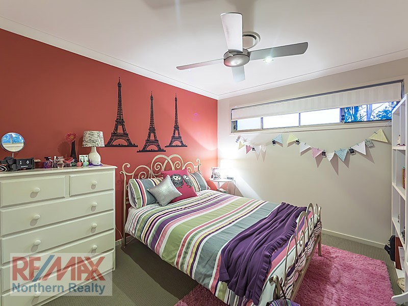 9 Silverbirch Place, Bridgeman Downs QLD 4035
