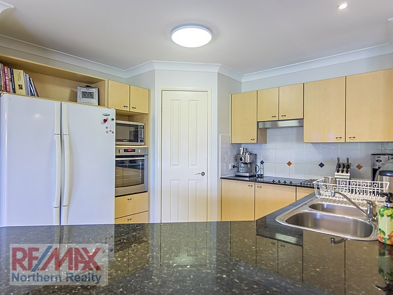 1 Laceflower Cres, Eatons Hill QLD 4037