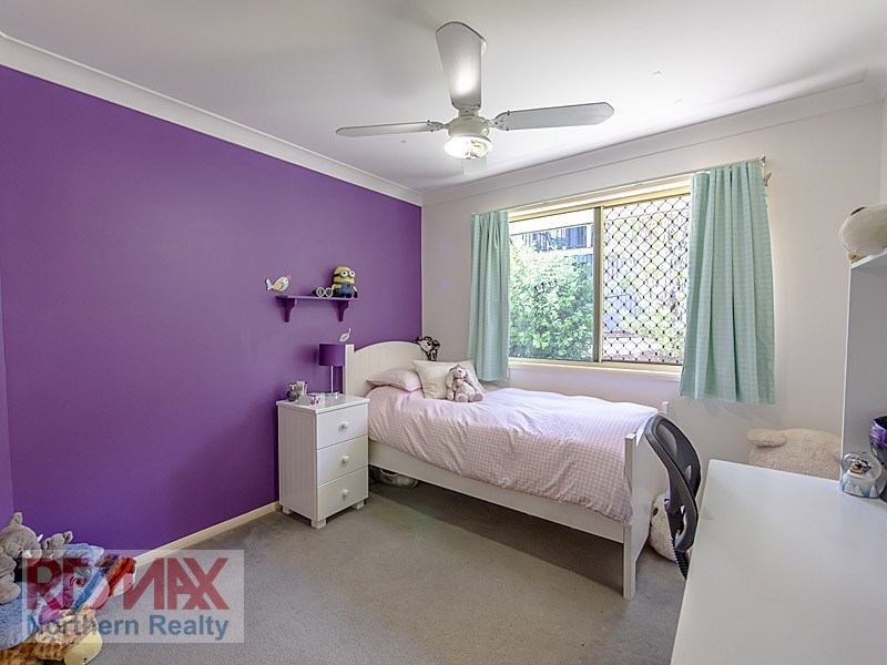 1 Laceflower Cres, Eatons Hill QLD 4037