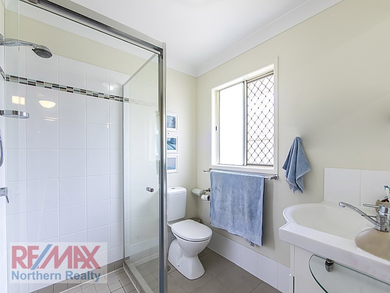 12 Castlewellan Circuit, Warner QLD 4500
