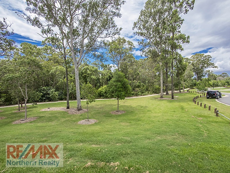 12 Castlewellan Circuit, Warner QLD 4500