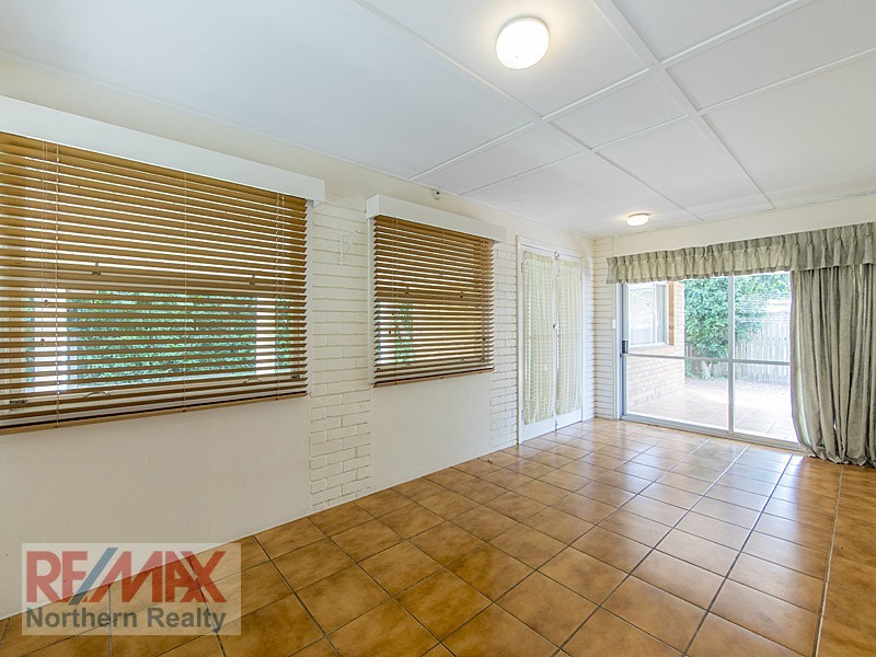 121 Maine Road, Clontarf QLD 4019