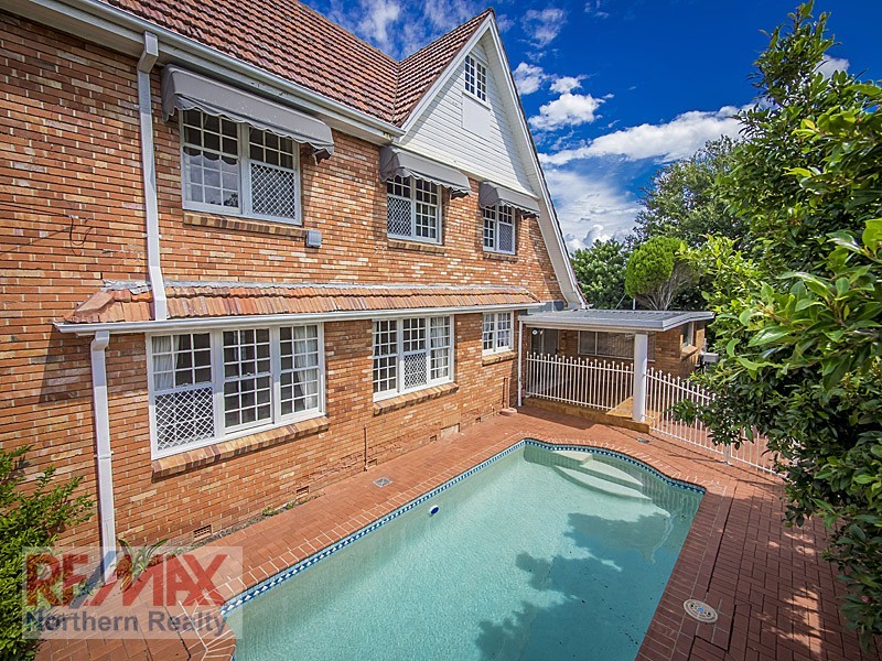 121 Maine Road, Clontarf QLD 4019