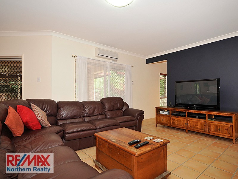 50 Snow Wood Drive, Eatons Hill QLD 4037