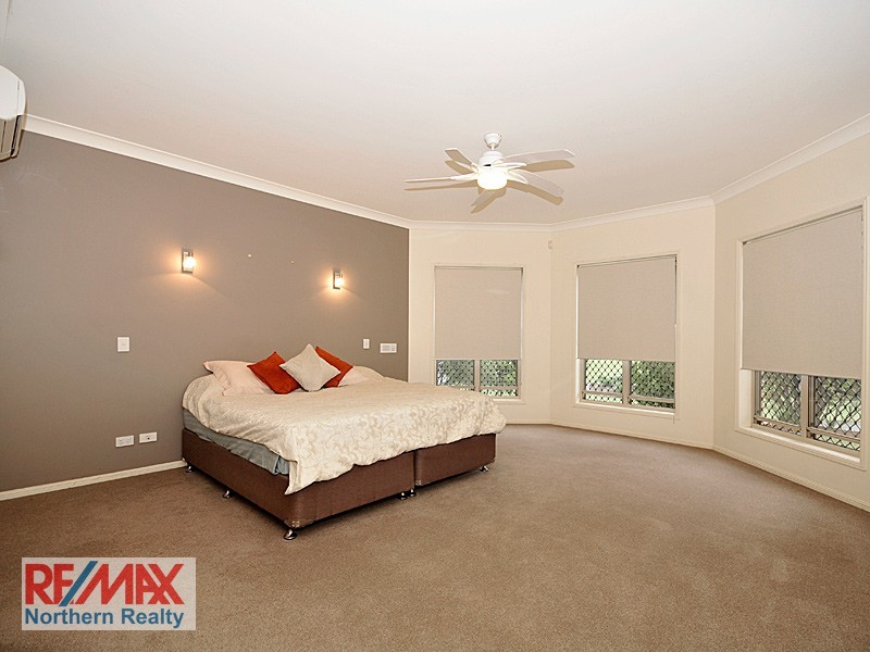 50 Snow Wood Drive, Eatons Hill QLD 4037