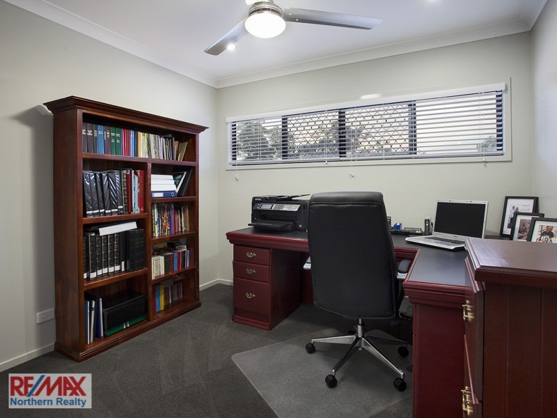 27 Pardalote Place, Cashmere QLD 4500