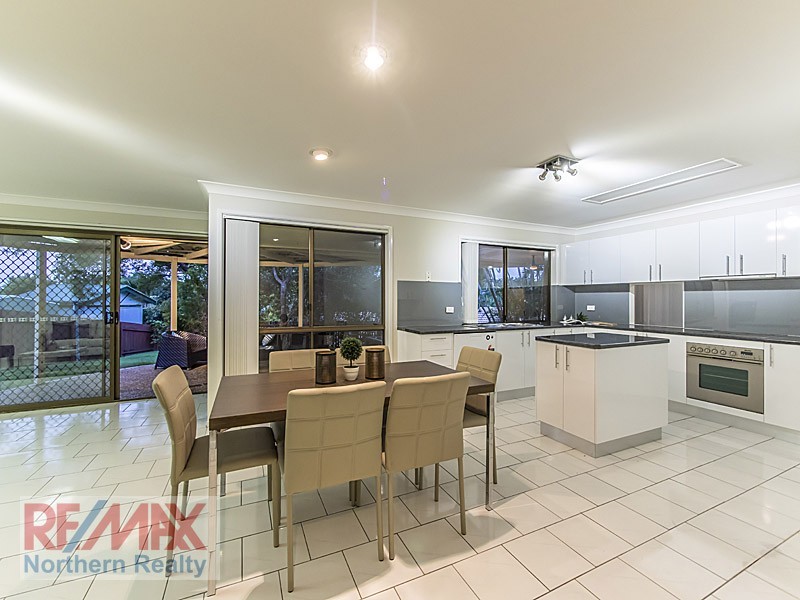 10 Eucalyptus Pl, Albany Creek QLD 4035