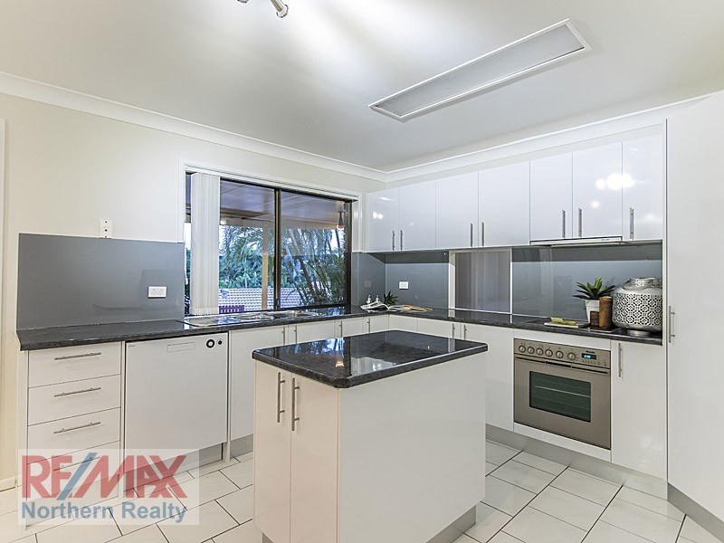 10 Eucalyptus Pl, Albany Creek QLD 4035