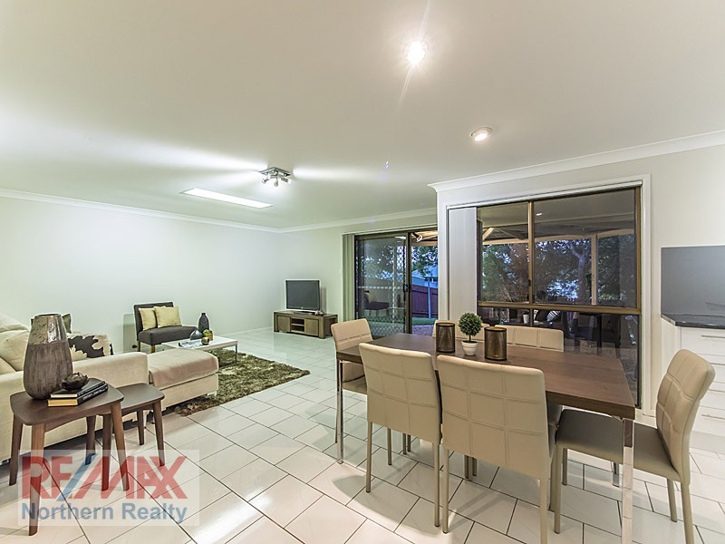 10 Eucalyptus Pl, Albany Creek QLD 4035