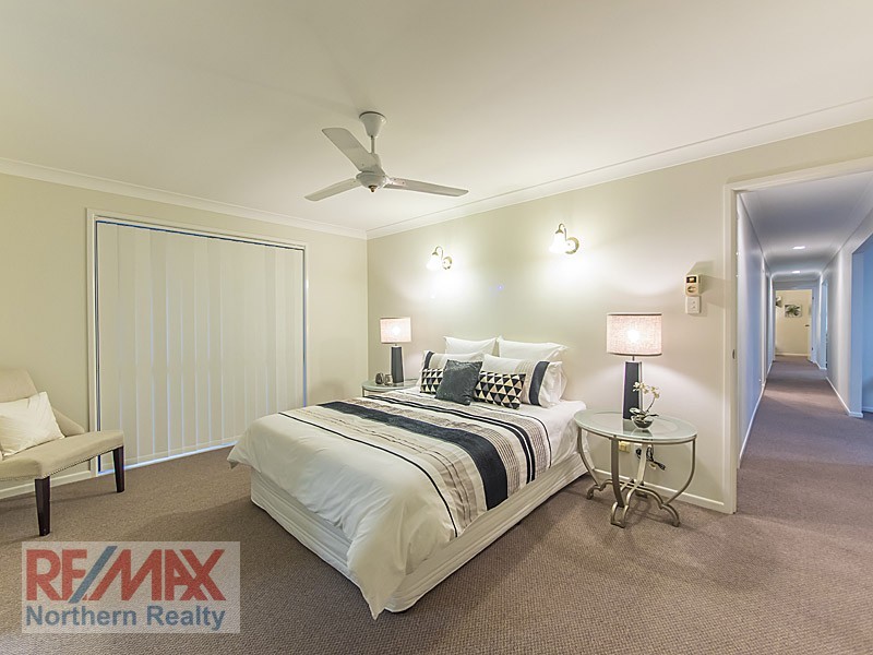 10 Eucalyptus Pl, Albany Creek QLD 4035