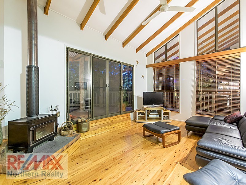 44 Lascelle Ct, Eatons Hill QLD 4037