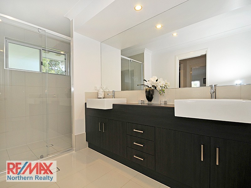 32 Wilga Drive, Bunya QLD 4055