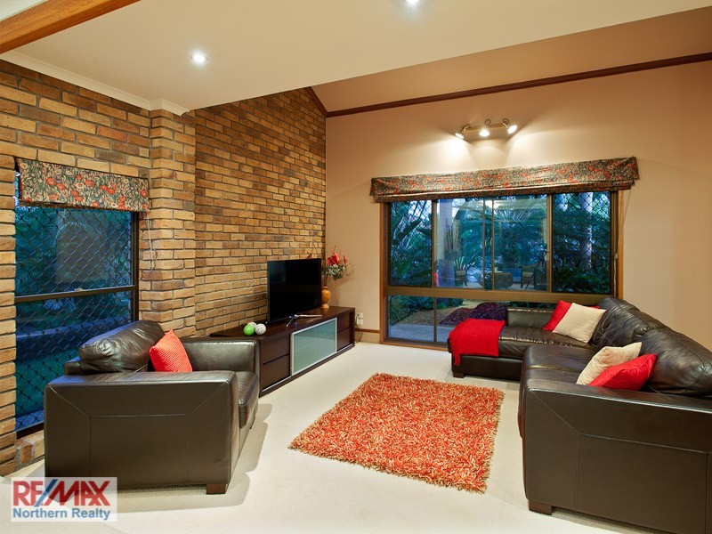 26 Kingfisher Street, Albany Creek QLD 4035