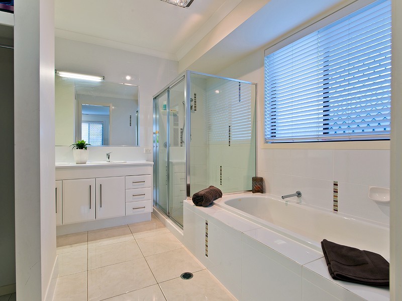 21 Amanda June Close, Joyner QLD 4500