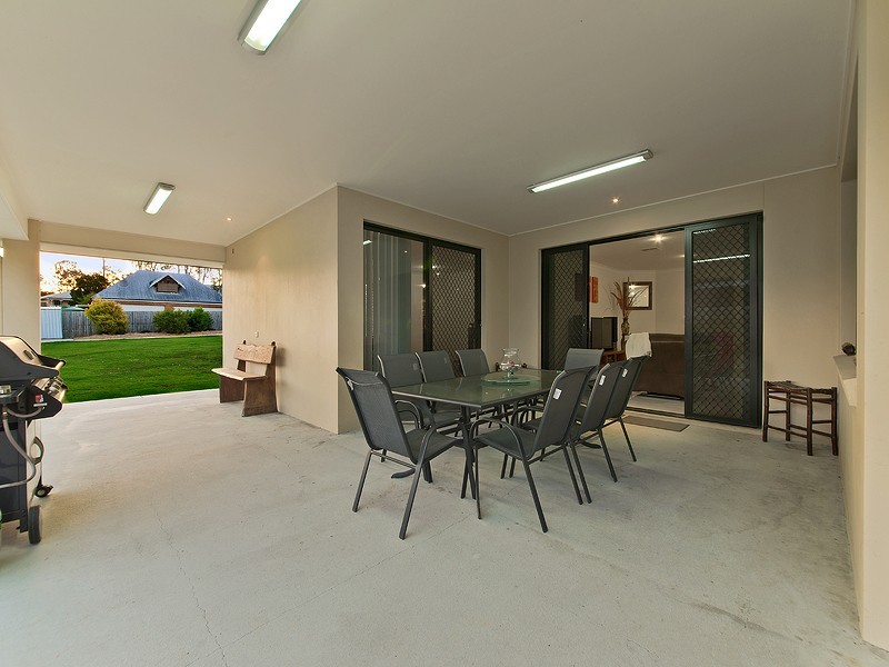 21 Amanda June Close, Joyner QLD 4500