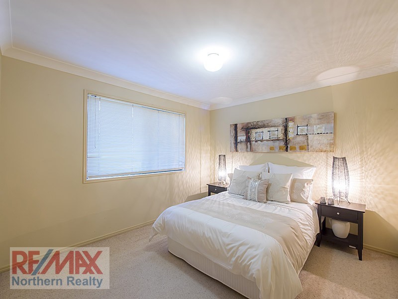 1 Excelcia Ct, Eatons Hill QLD 4037