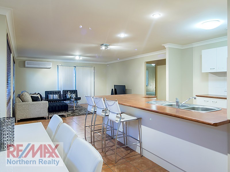 1 Excelcia Ct, Eatons Hill QLD 4037