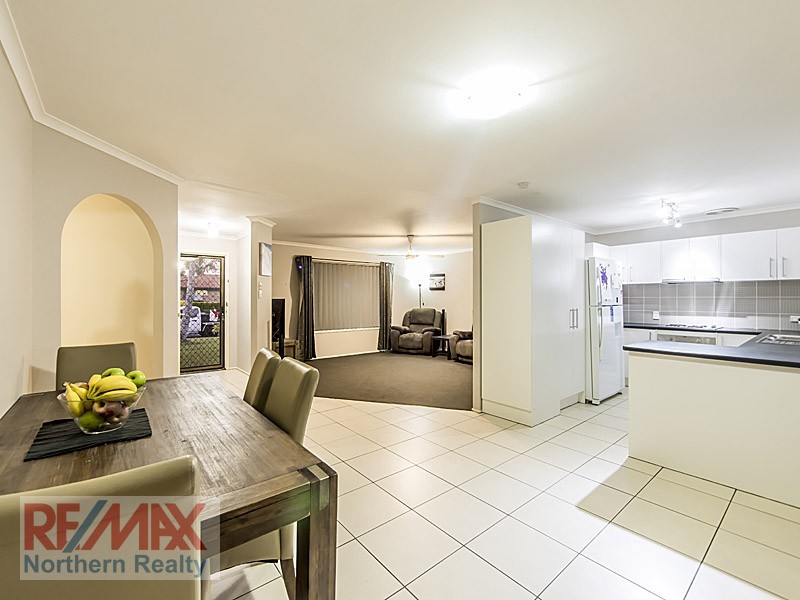 11 Raphael Court, Morayfield QLD 4506