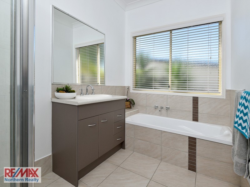 89 Saraband Drive, Eatons Hill QLD 4037