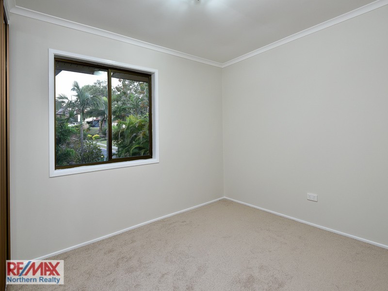 8 Teenan Street, Ferny Hills QLD 4055