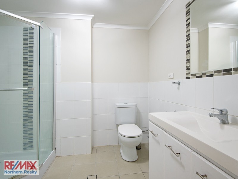 8 Teenan Street, Ferny Hills QLD 4055