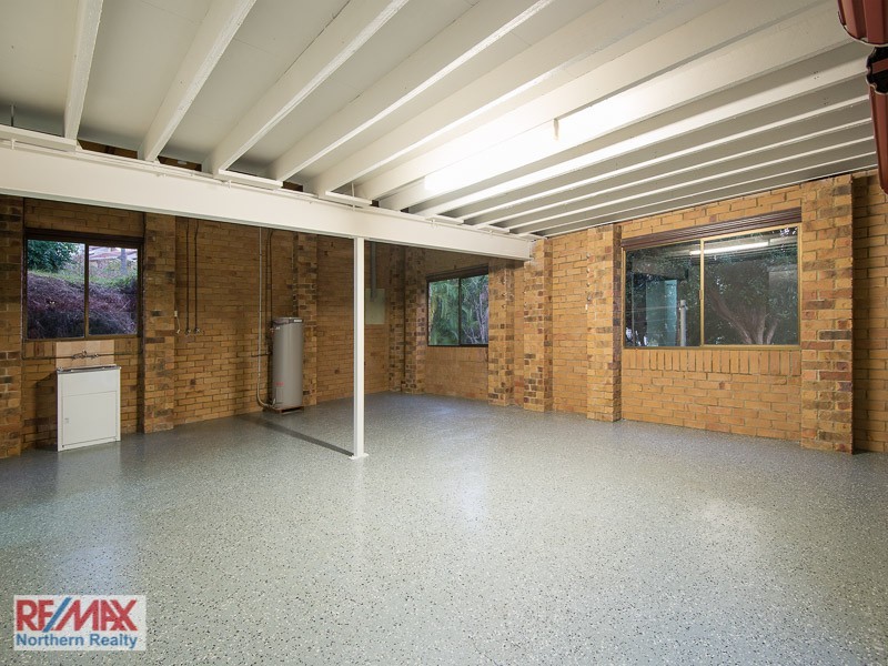 8 Teenan Street, Ferny Hills QLD 4055