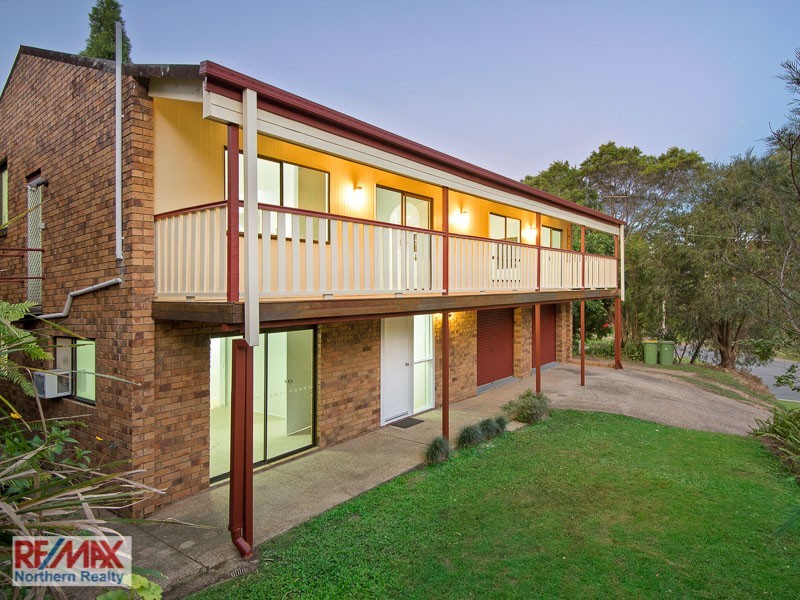 8 Teenan Street, Ferny Hills QLD 4055