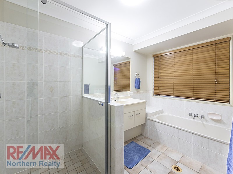 9 Wanda Court, Albany Creek QLD 4035