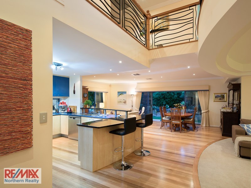 10 Camara Court, Eatons Hill QLD 4037