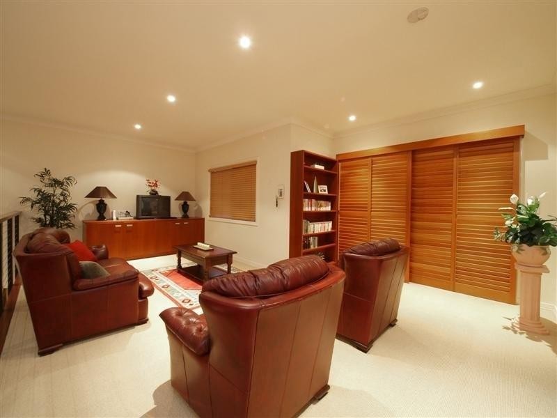 10 Calais Court, Joyner QLD 4500