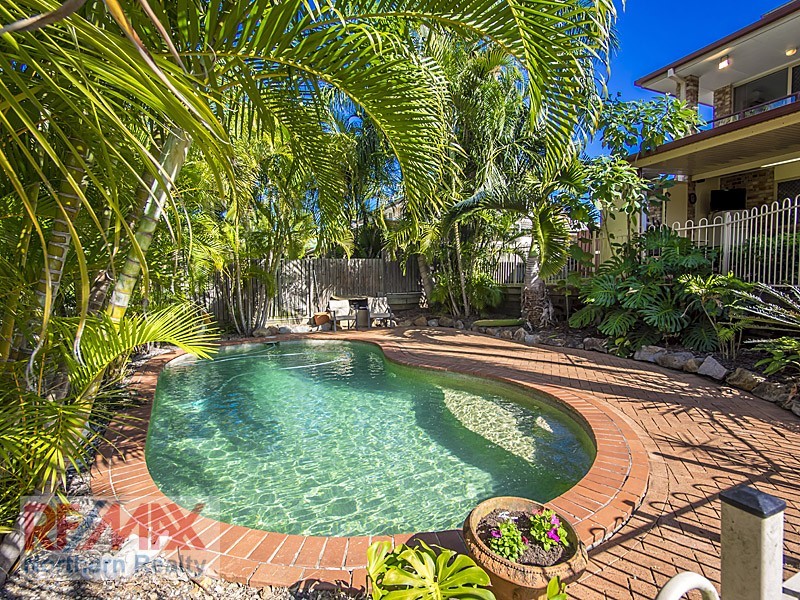 9 SILKYOAK WAY, Albany Creek QLD 4035