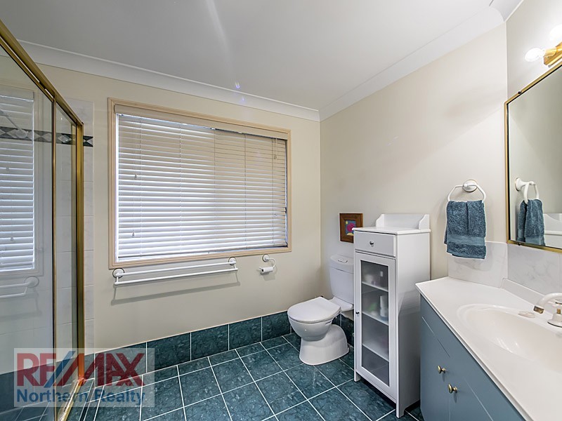 9 SILKYOAK WAY, Albany Creek QLD 4035