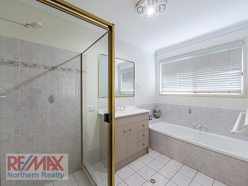 9 SILKYOAK WAY, Albany Creek QLD 4035