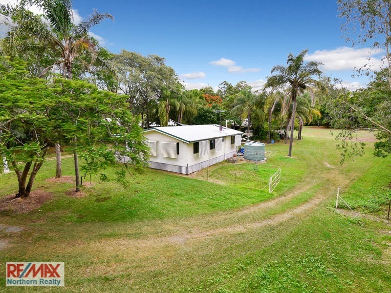 27 Youngs Crossing Road, Joyner QLD 4500